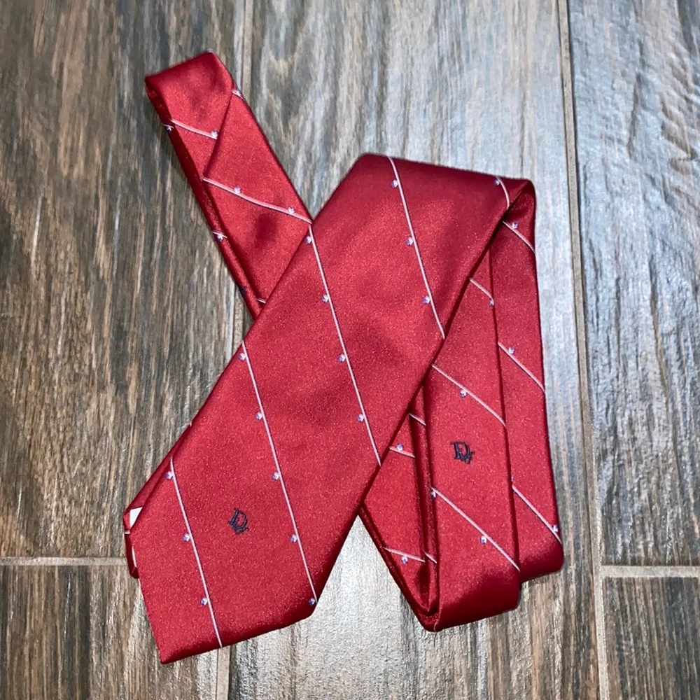 Christian Dior burgundy maroon tie